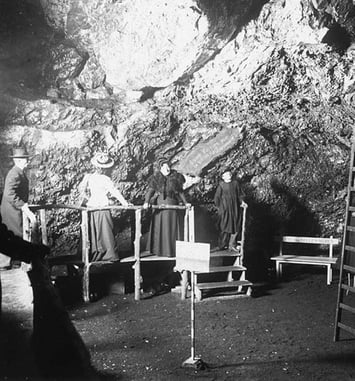 Visites de la Grotte du chien de Chamalières