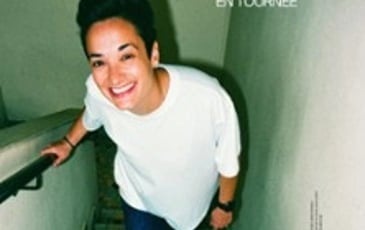 Caroline Estremo, Enfin, Normalement