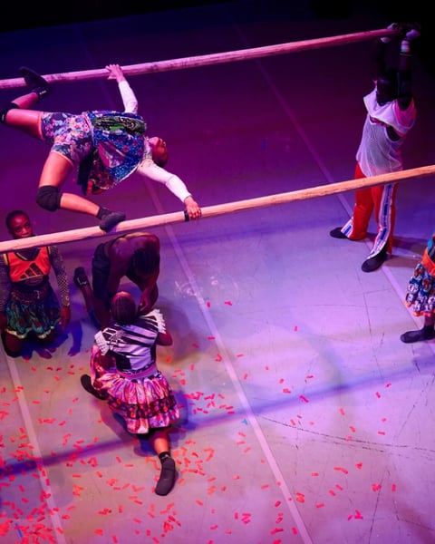 Yongoyély, Circus Baobab
