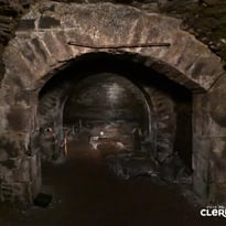 Découverte d'une cave