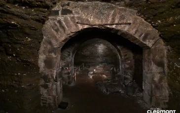 Découverte d'une cave