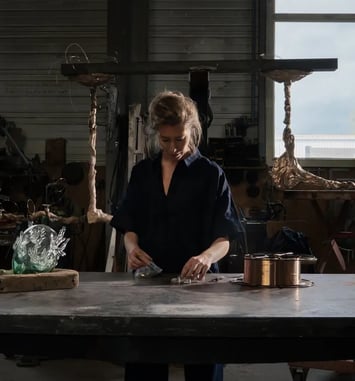 Dans les coulisses de l'exposition Lumière sculptée