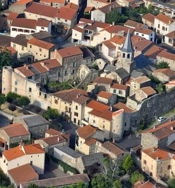 Visite commentée à deux voix « L'église et l'emblématique fort de Mareugheol »